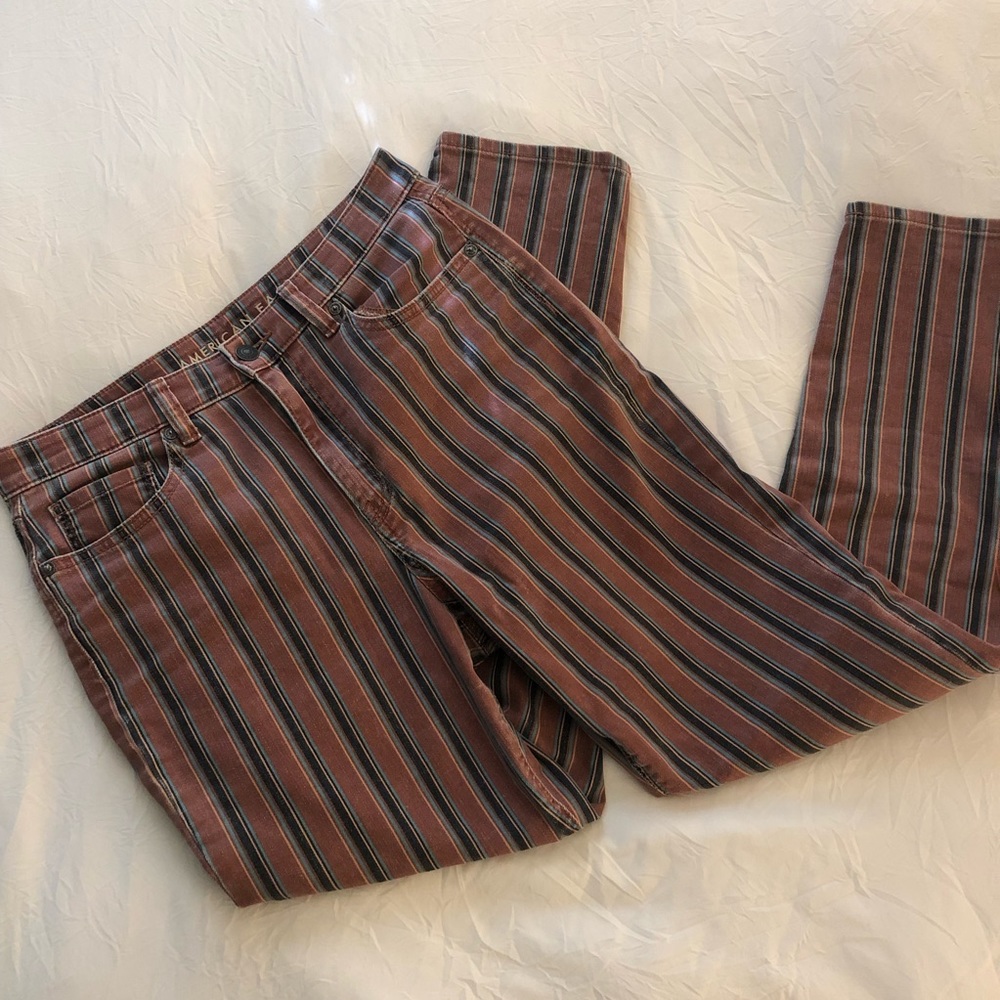 American Eagle Mom Jeans